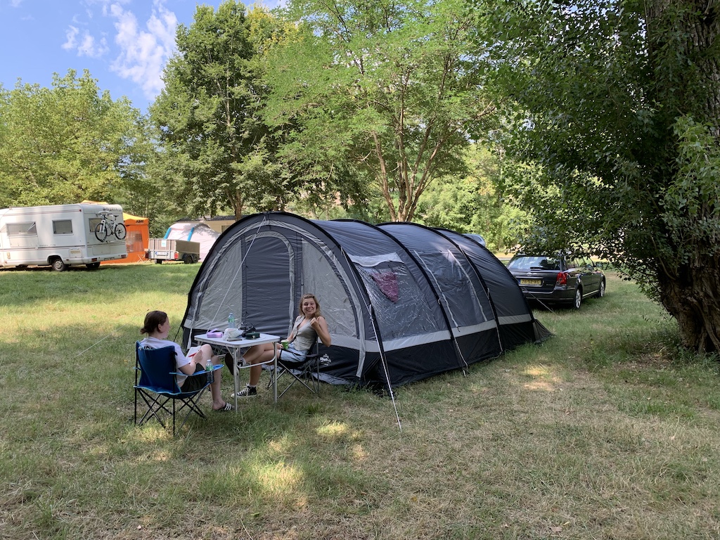 Staanplaatsen tent / caravan / camper